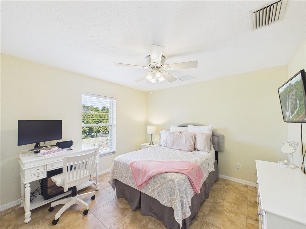 739 S Easy Street, Sebastian, FL 32958 Photo