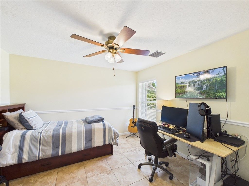 739 S Easy Street, Sebastian, FL 32958 Photo