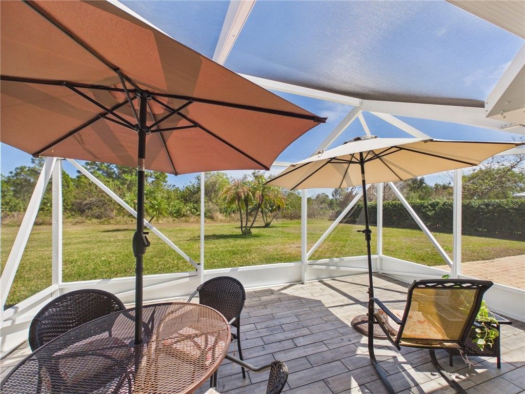 739 S Easy Street, Sebastian, FL 32958 Photo