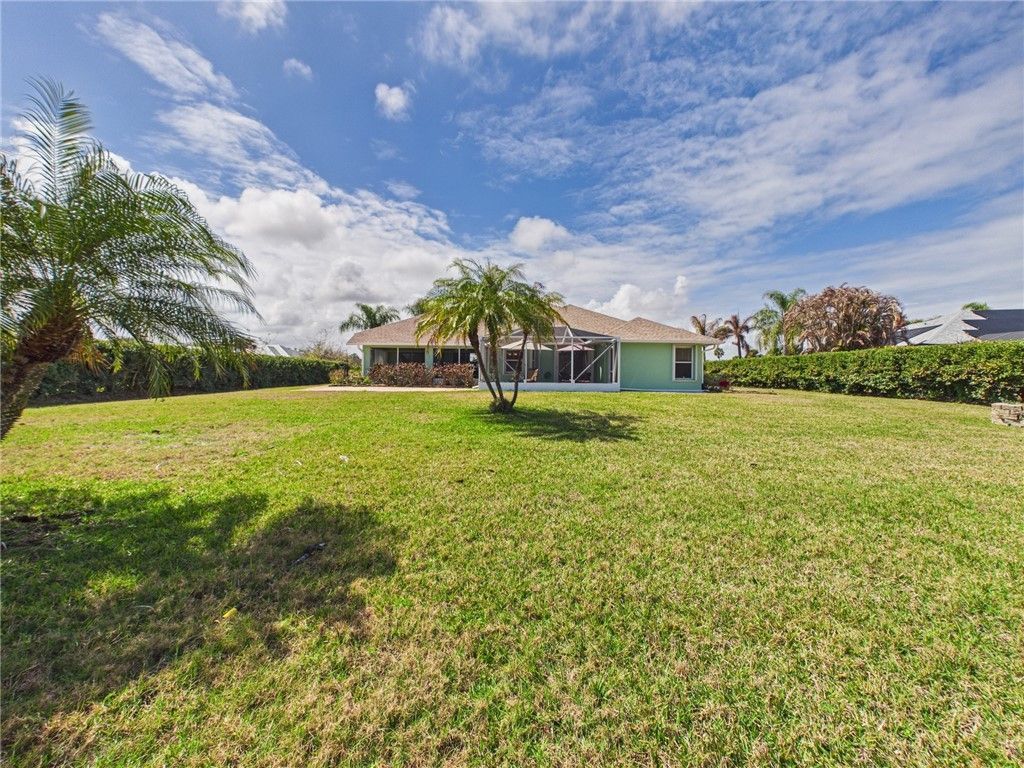 739 S Easy Street, Sebastian, FL 32958 Photo