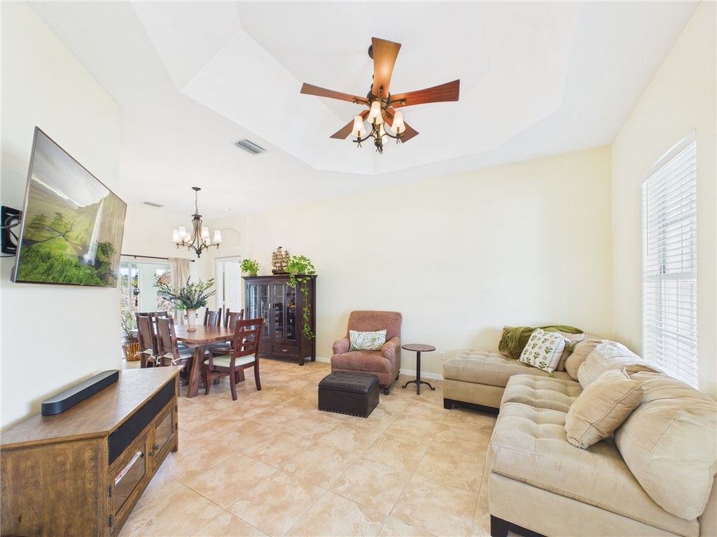 739 S Easy Street, Sebastian, FL 32958 Photo