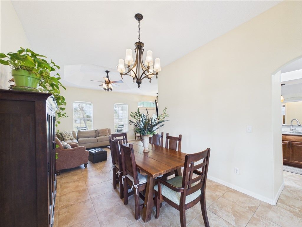 739 S Easy Street, Sebastian, FL 32958 Photo