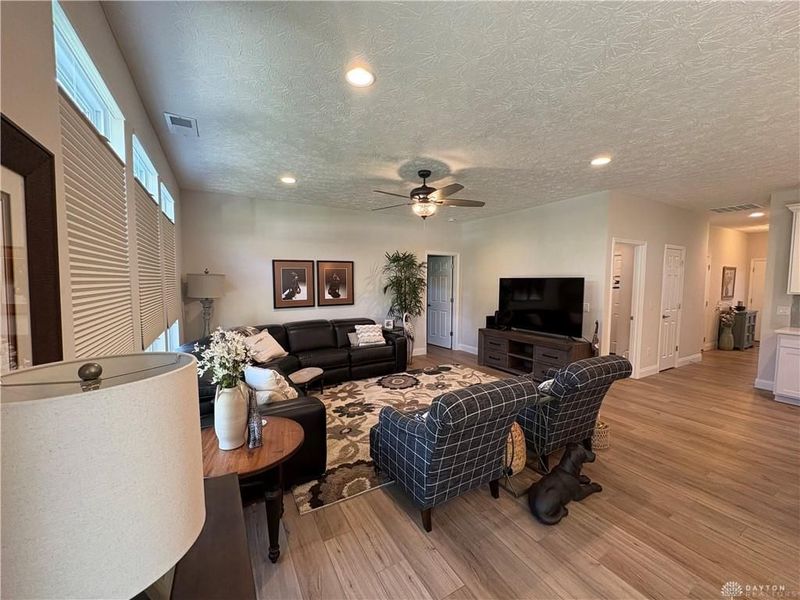 4283 Ellason Court, Bellbrook, OH 45440 Photo 6