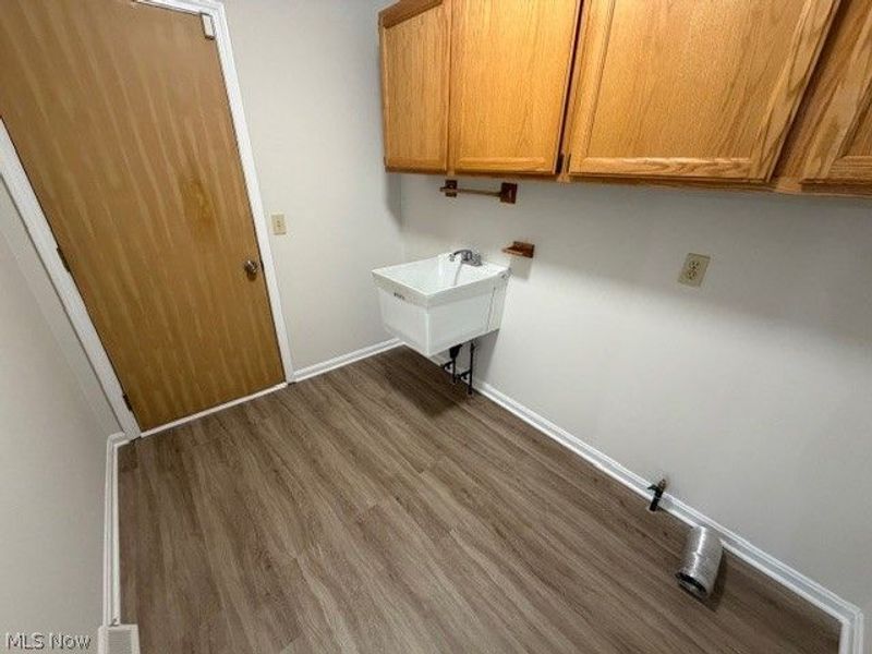 5913 Oak Point Road, Lorain, OH 44053 Photo 19