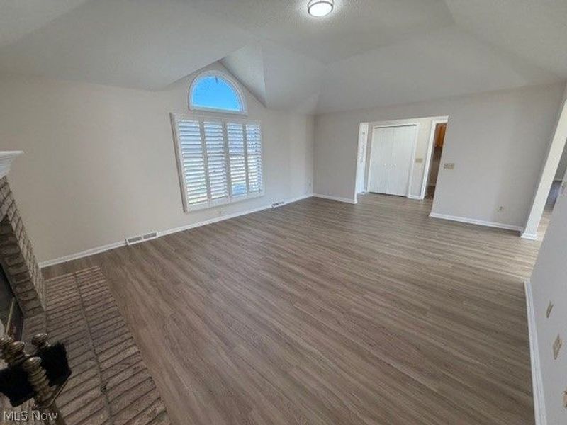 5913 Oak Point Road, Lorain, OH 44053 Photo 5