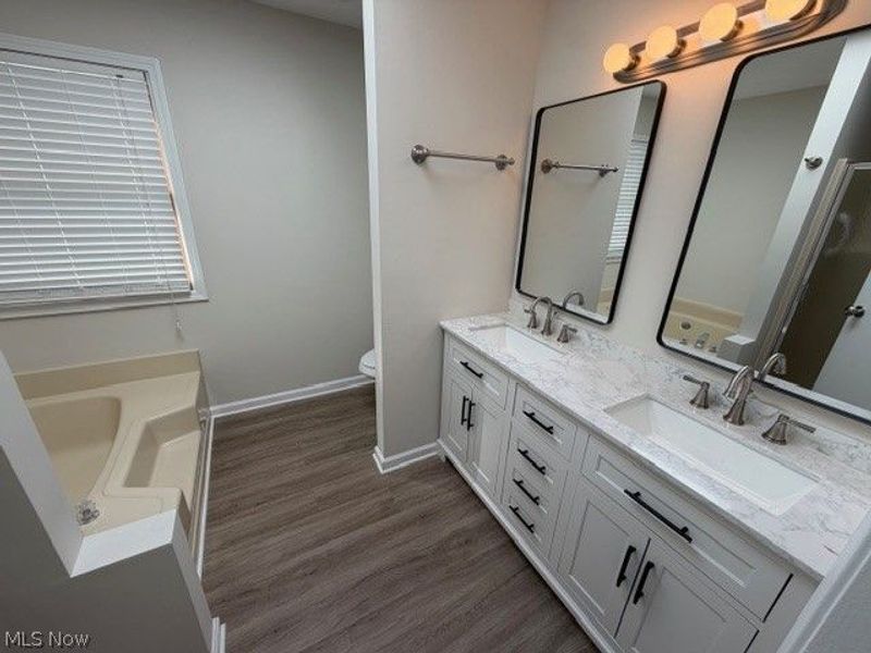 5913 Oak Point Road, Lorain, OH 44053 Photo 8