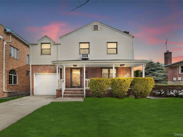 82-49 211th Street , Hollis Hills, NY 11427