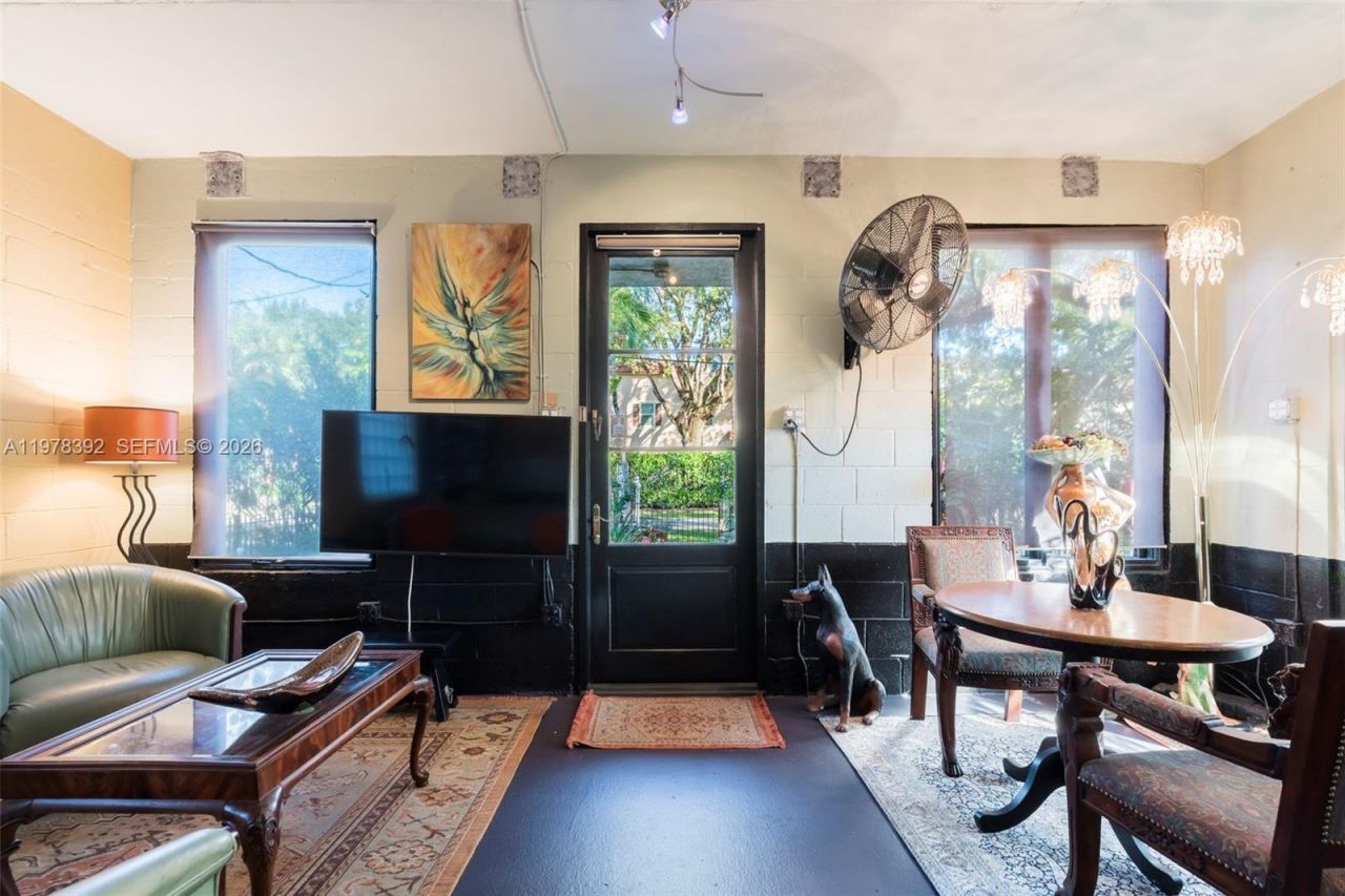 2361 SW 18th Ave , Fort Lauderdale, FL 33315 Photo