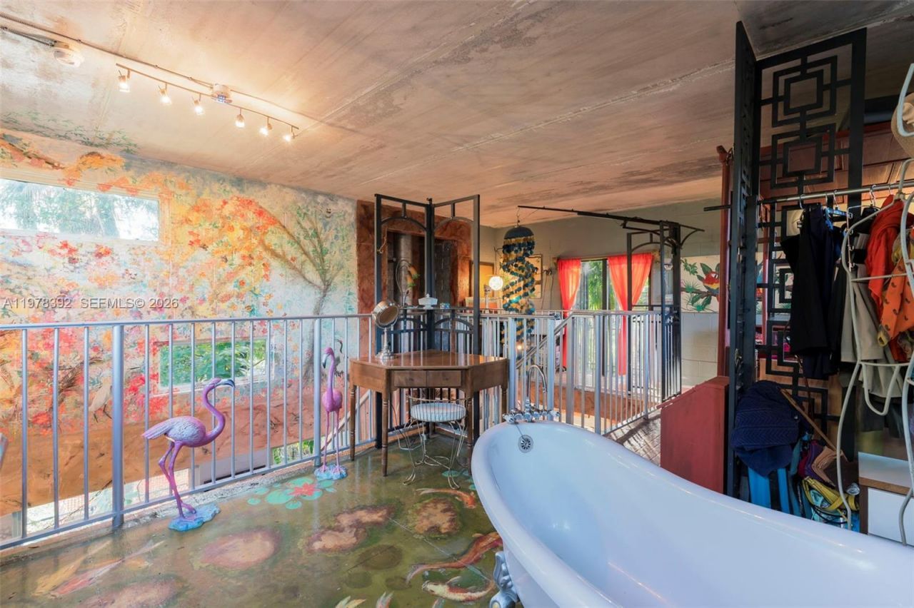 2361 SW 18th Ave , Fort Lauderdale, FL 33315 Photo