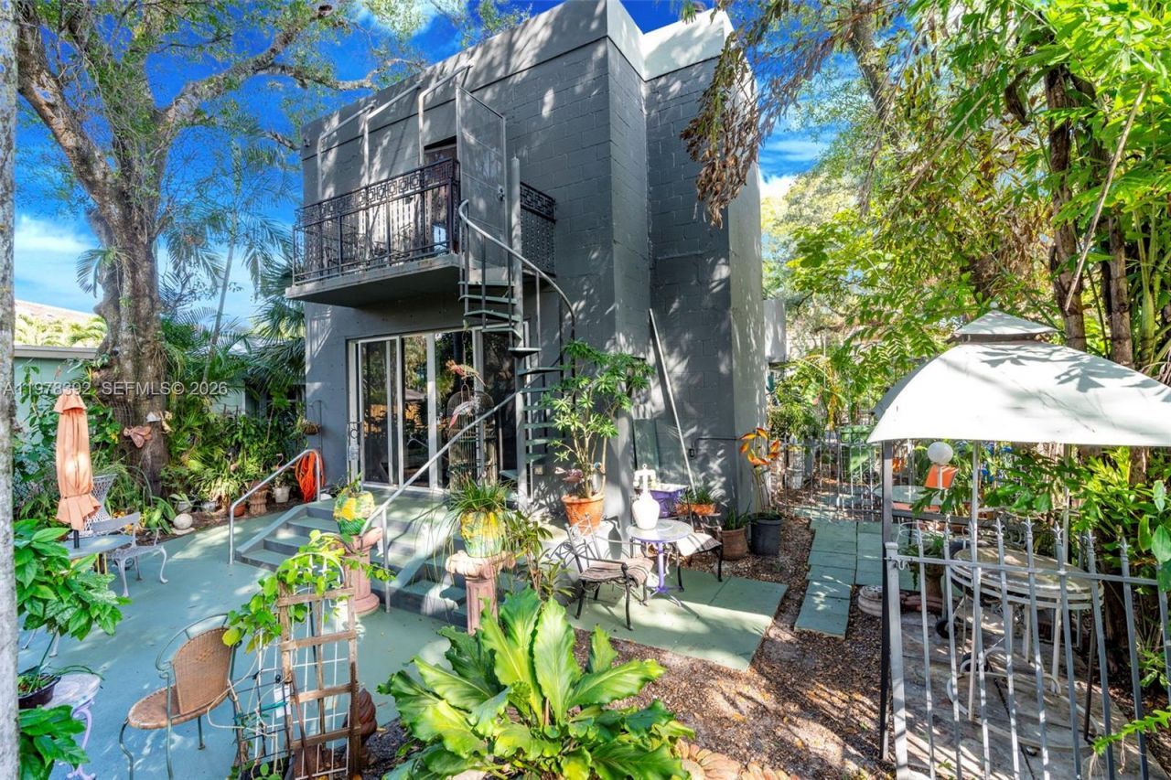 2361 SW 18th Ave , Fort Lauderdale, FL 33315 Photo