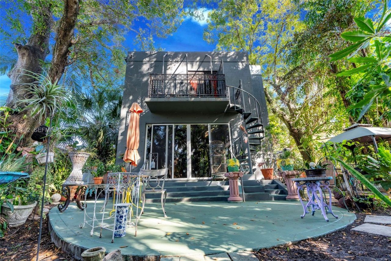 2361 SW 18th Ave , Fort Lauderdale, FL 33315 Photo