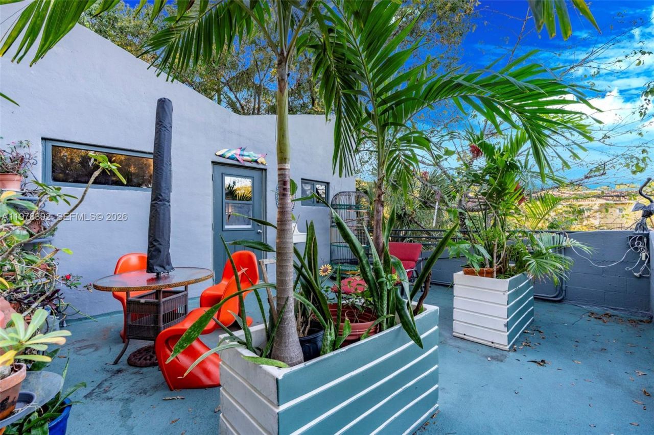 2361 SW 18th Ave , Fort Lauderdale, FL 33315 Photo