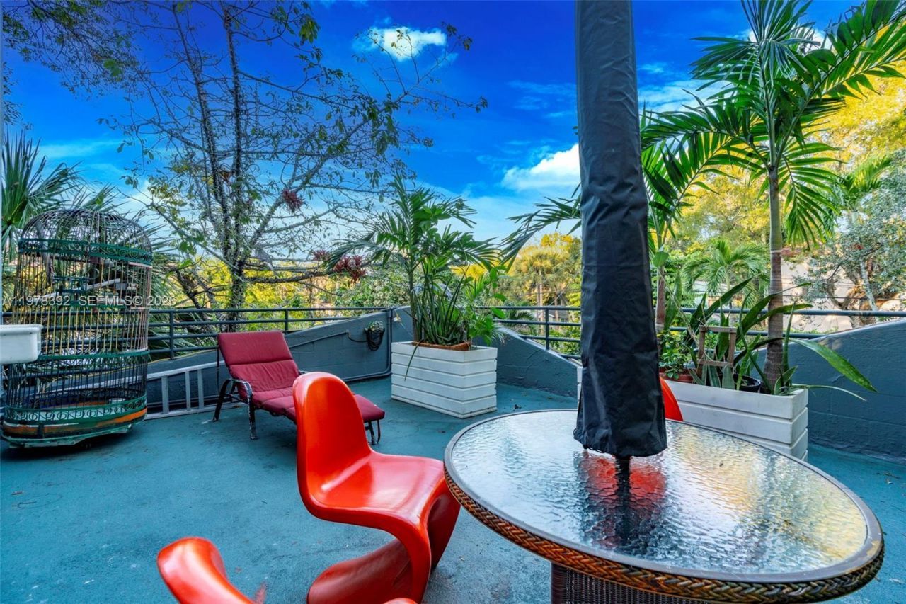 2361 SW 18th Ave , Fort Lauderdale, FL 33315 Photo