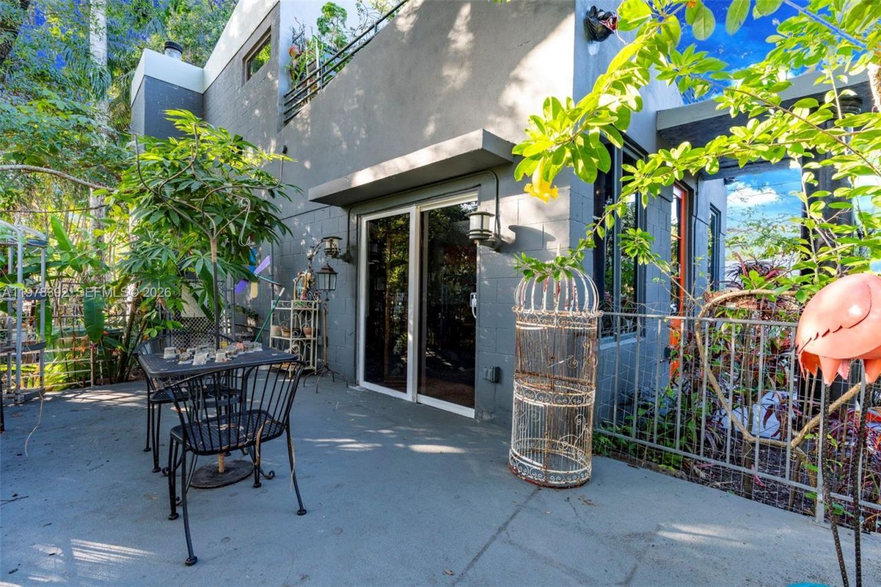 2361 SW 18th Ave , Fort Lauderdale, FL 33315 Photo