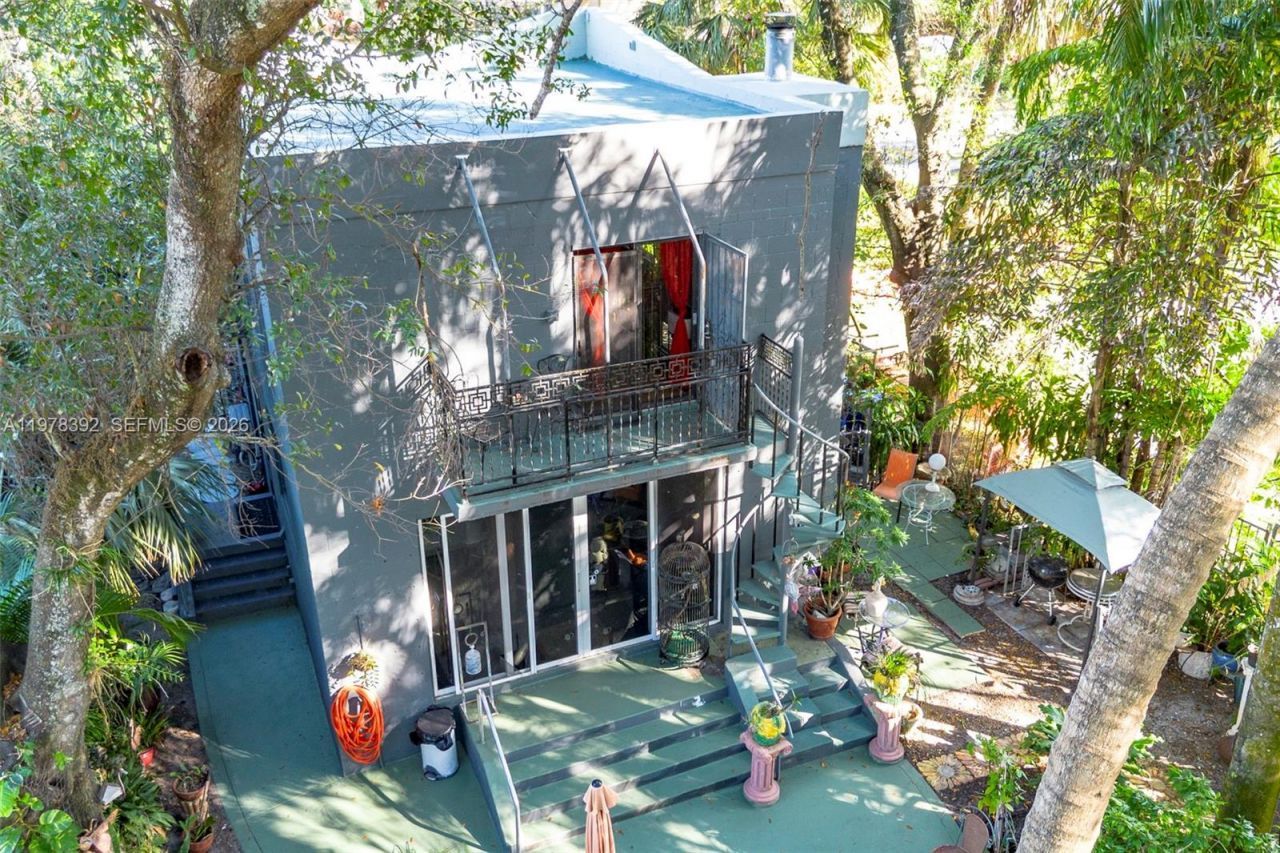 2361 SW 18th Ave , Fort Lauderdale, FL 33315 Photo