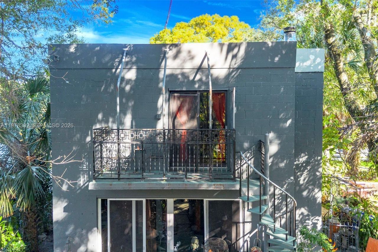 2361 SW 18th Ave , Fort Lauderdale, FL 33315 Photo