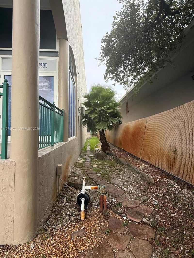 10200 NW 25th St , Unit 113, Doral, FL 33172 Photo