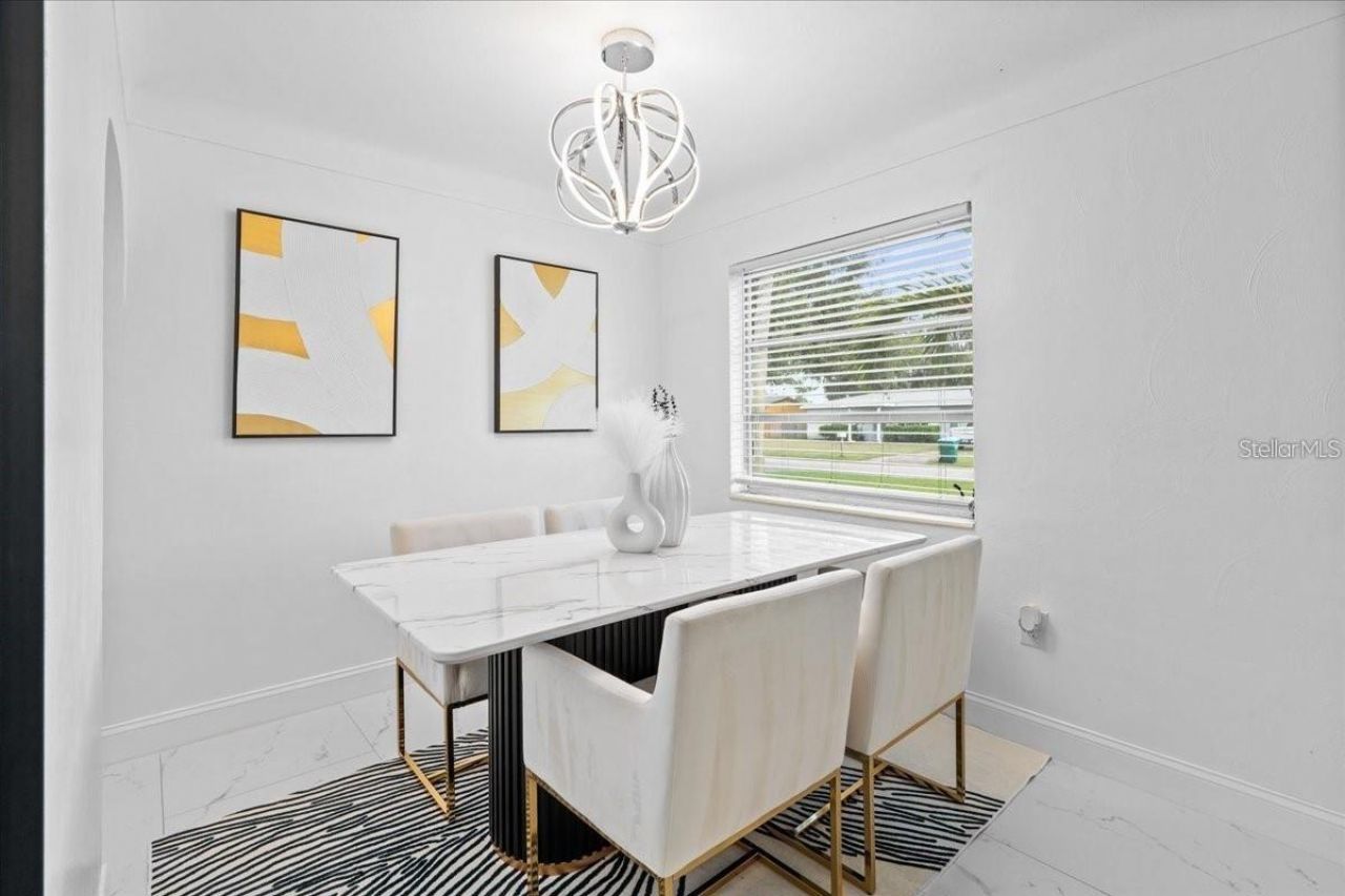 6083 50th Avenue N, Kenneth City, FL 33709 Photo