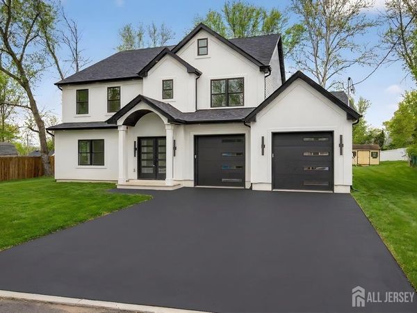 7 Joline Road, Kendall Park, NJ 08824