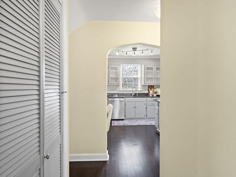 142 W Schreyer Place, Columbus, OH 43214 Photo 34