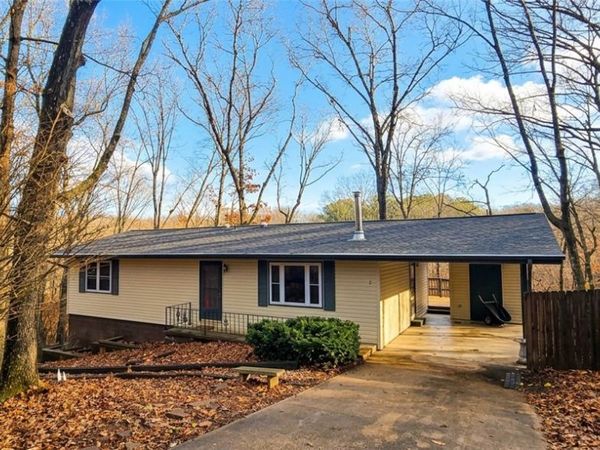 2 Teme Lane, Bella Vista, AR 72714