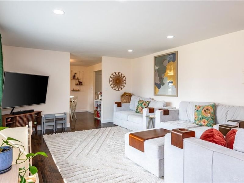 4102 Ridgetop Drive, Bellbrook, OH 45305 Photo 3