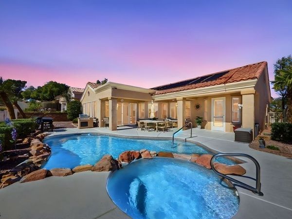 10501 Shoalhaven Drive, Las Vegas, NV 89134