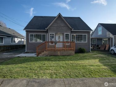 2409 Cherry Street , Aberdeen, WA 98520