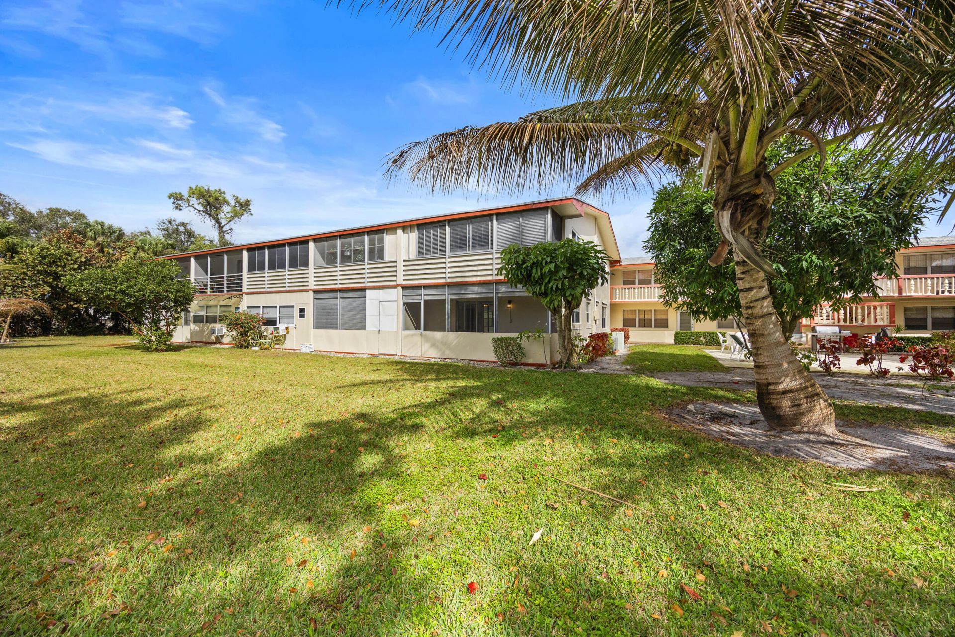 35 Sussex B, West Palm Beach, FL 33417 Photo