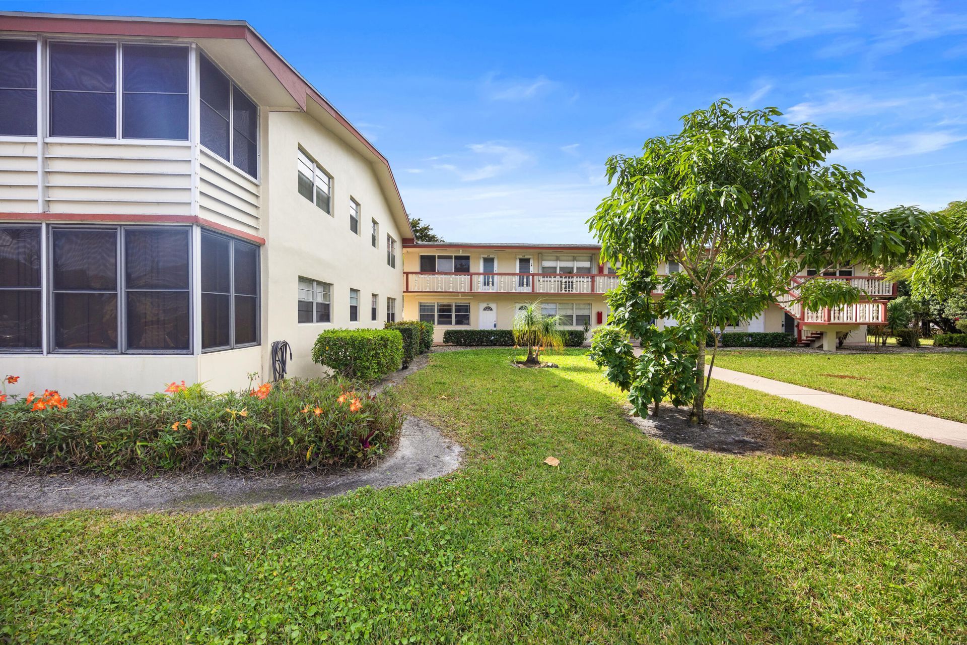 35 Sussex B, West Palm Beach, FL 33417 Photo
