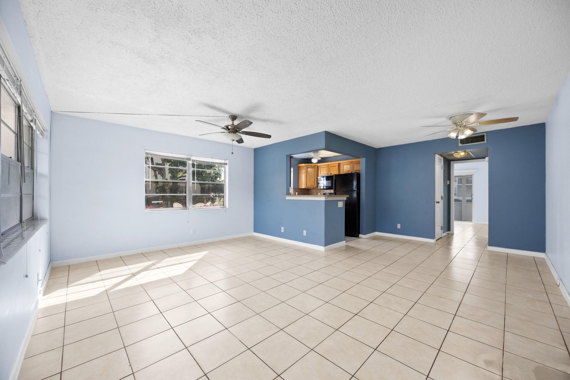 35 Sussex B, West Palm Beach, FL 33417 Photo