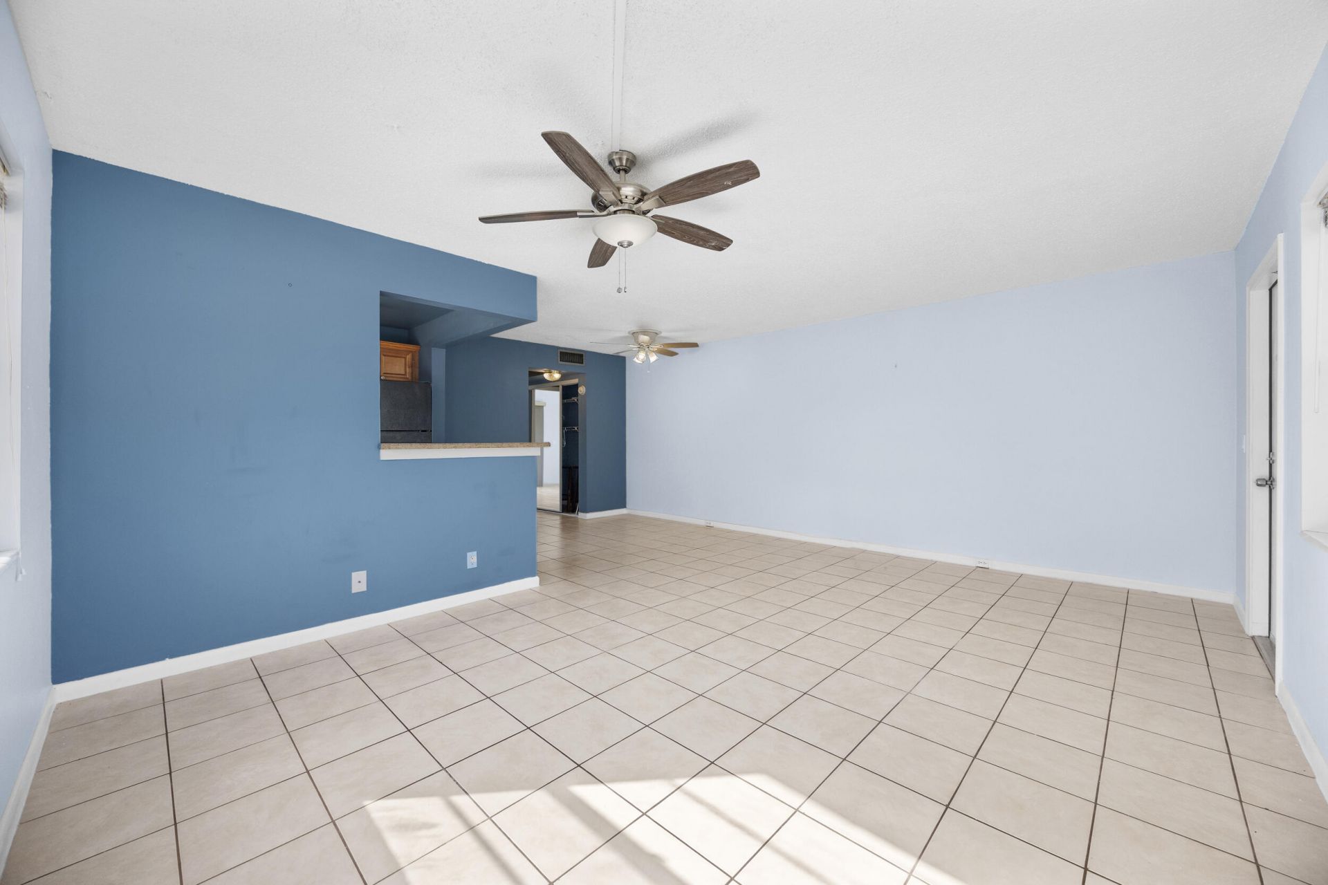 35 Sussex B, West Palm Beach, FL 33417 Photo