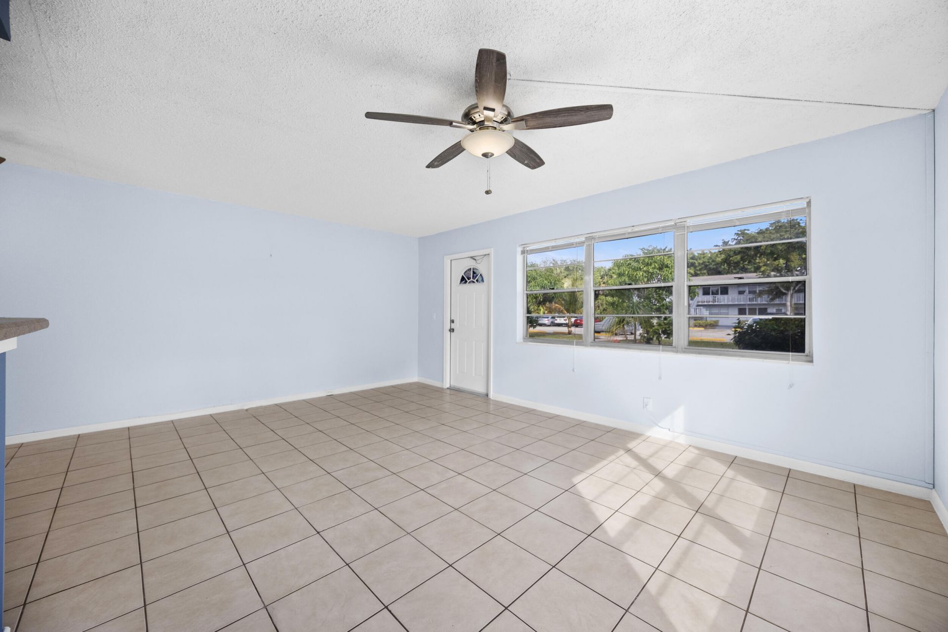 35 Sussex B, West Palm Beach, FL 33417 Photo