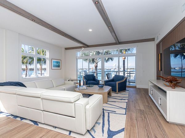 184 Lake Drive, Unit 3201, Riviera Beach, FL 33404