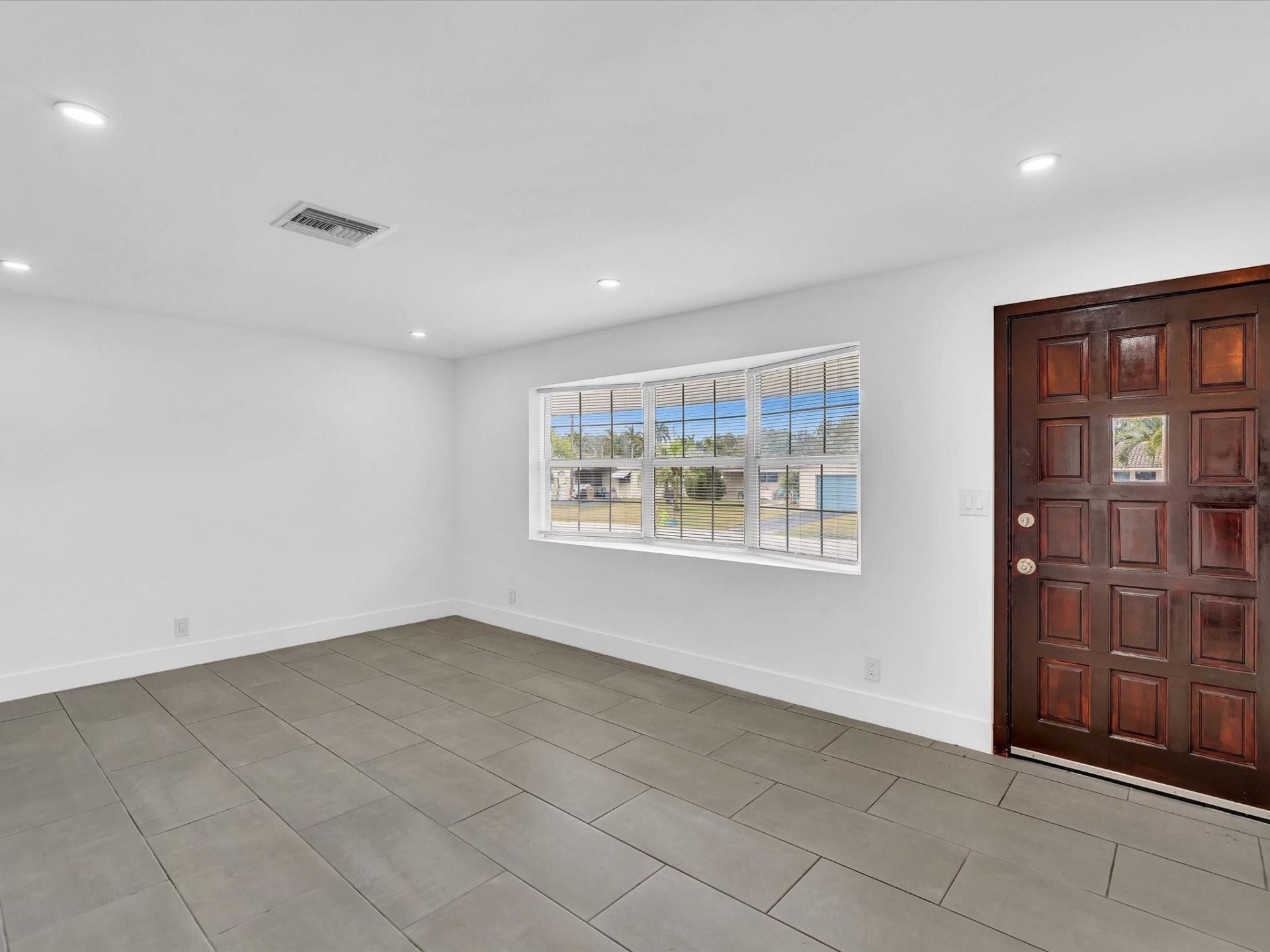 5710 SW 54th Court, Davie, FL 33314 Photo