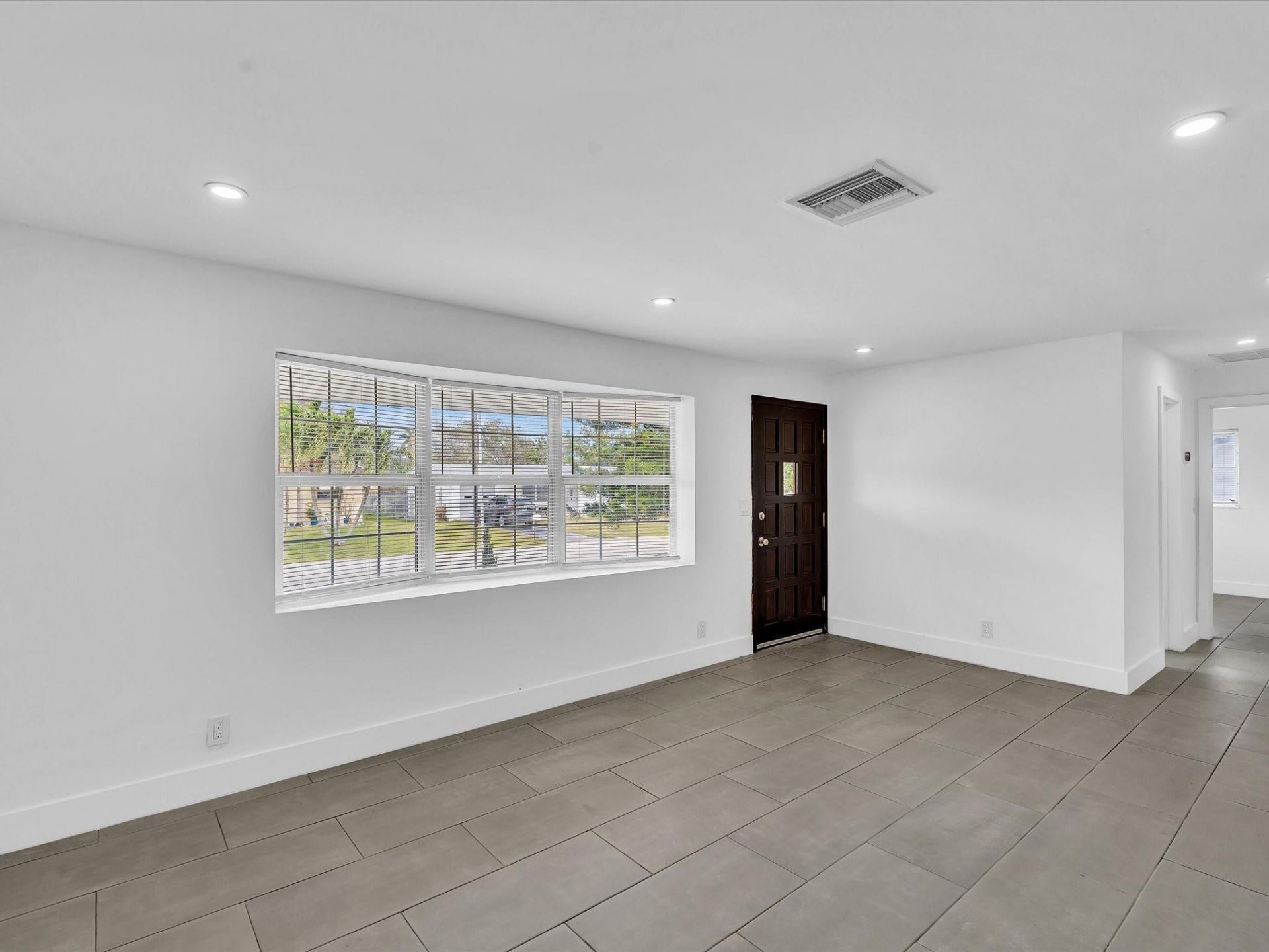 5710 SW 54th Court, Davie, FL 33314 Photo