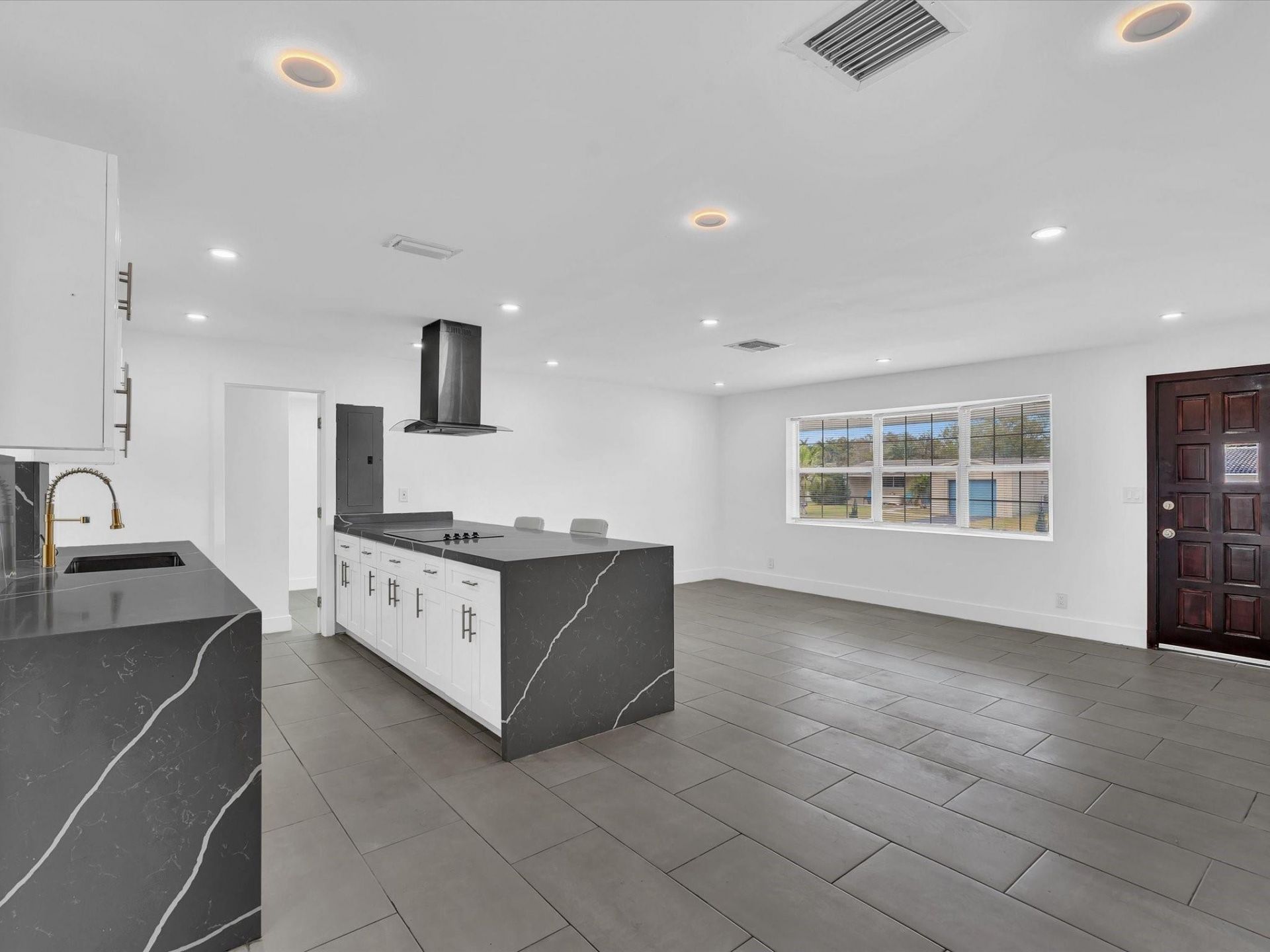 5710 SW 54th Court, Davie, FL 33314 Photo