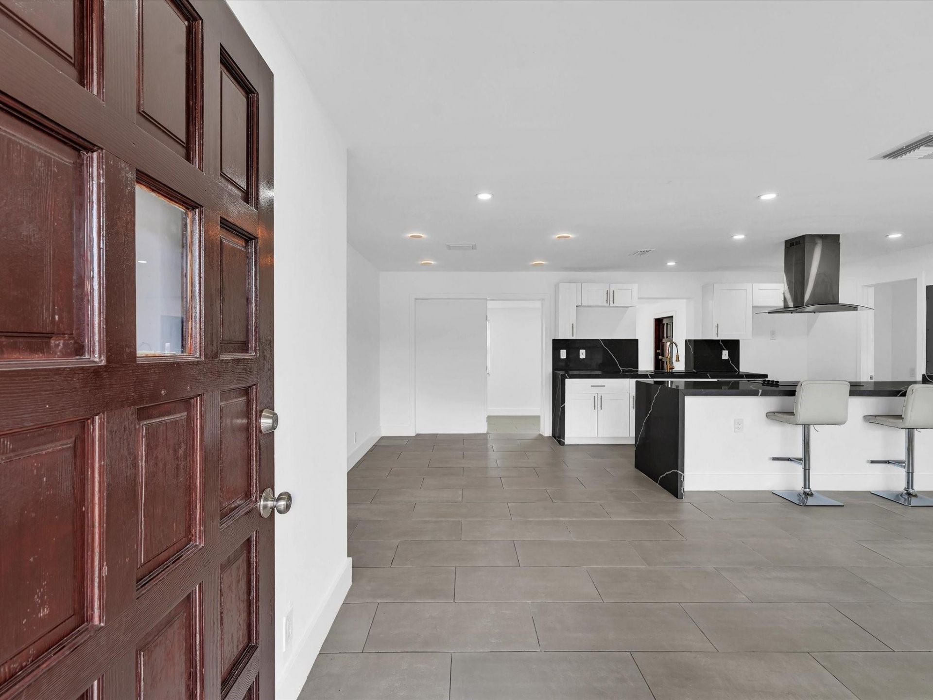 5710 SW 54th Court, Davie, FL 33314 Photo