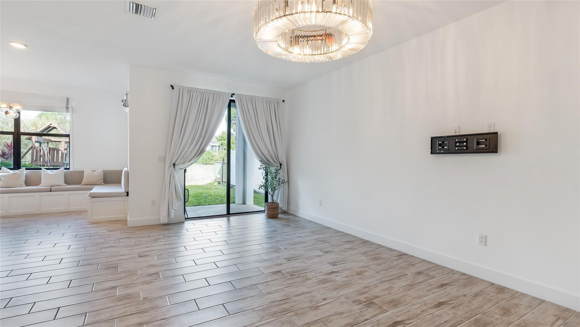 385 NW 33rd Lane, Pompano Beach, FL 33069 Photo