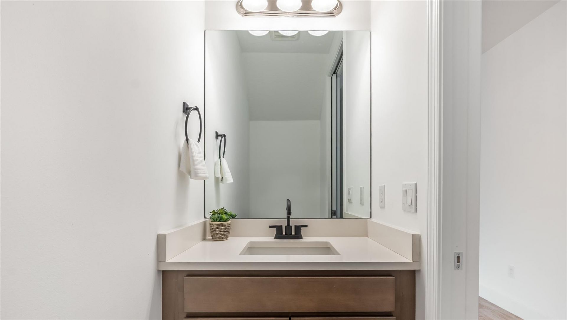 385 NW 33rd Lane, Pompano Beach, FL 33069 Photo