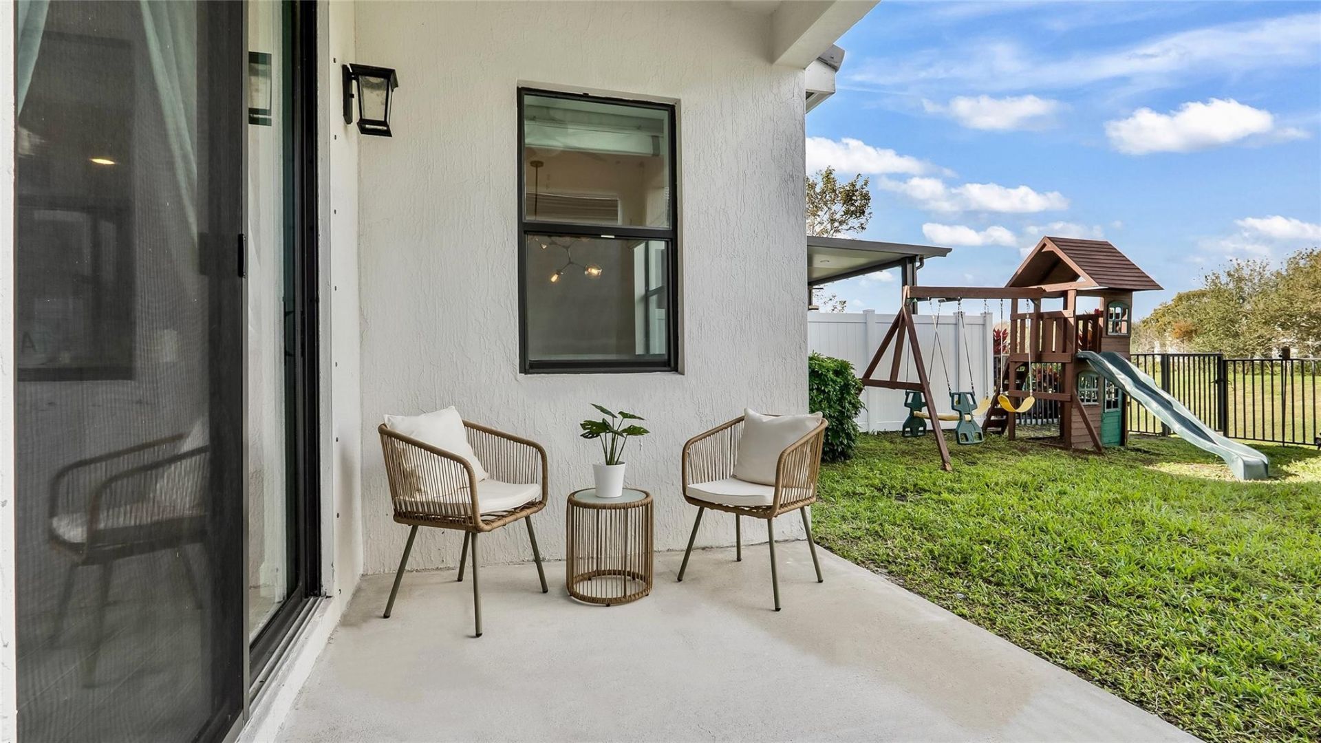 385 NW 33rd Lane, Pompano Beach, FL 33069 Photo