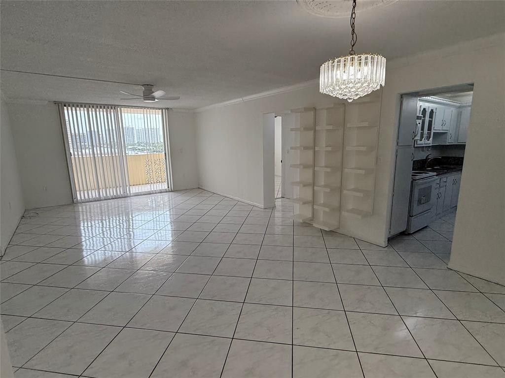 1833 S Ocean Drive, Unit 808, Hallandale Beach, FL 33009 Photo