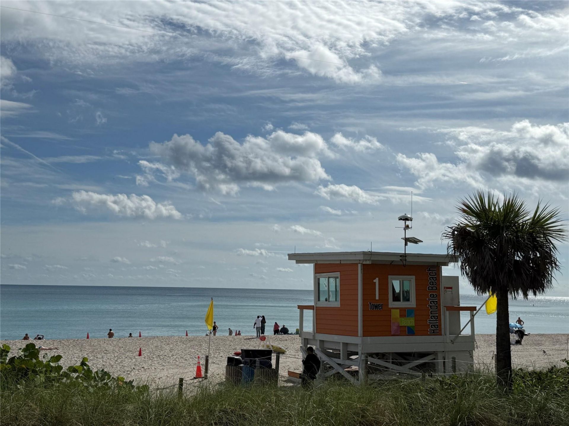 1833 S Ocean Drive, Unit 808, Hallandale Beach, FL 33009 Photo