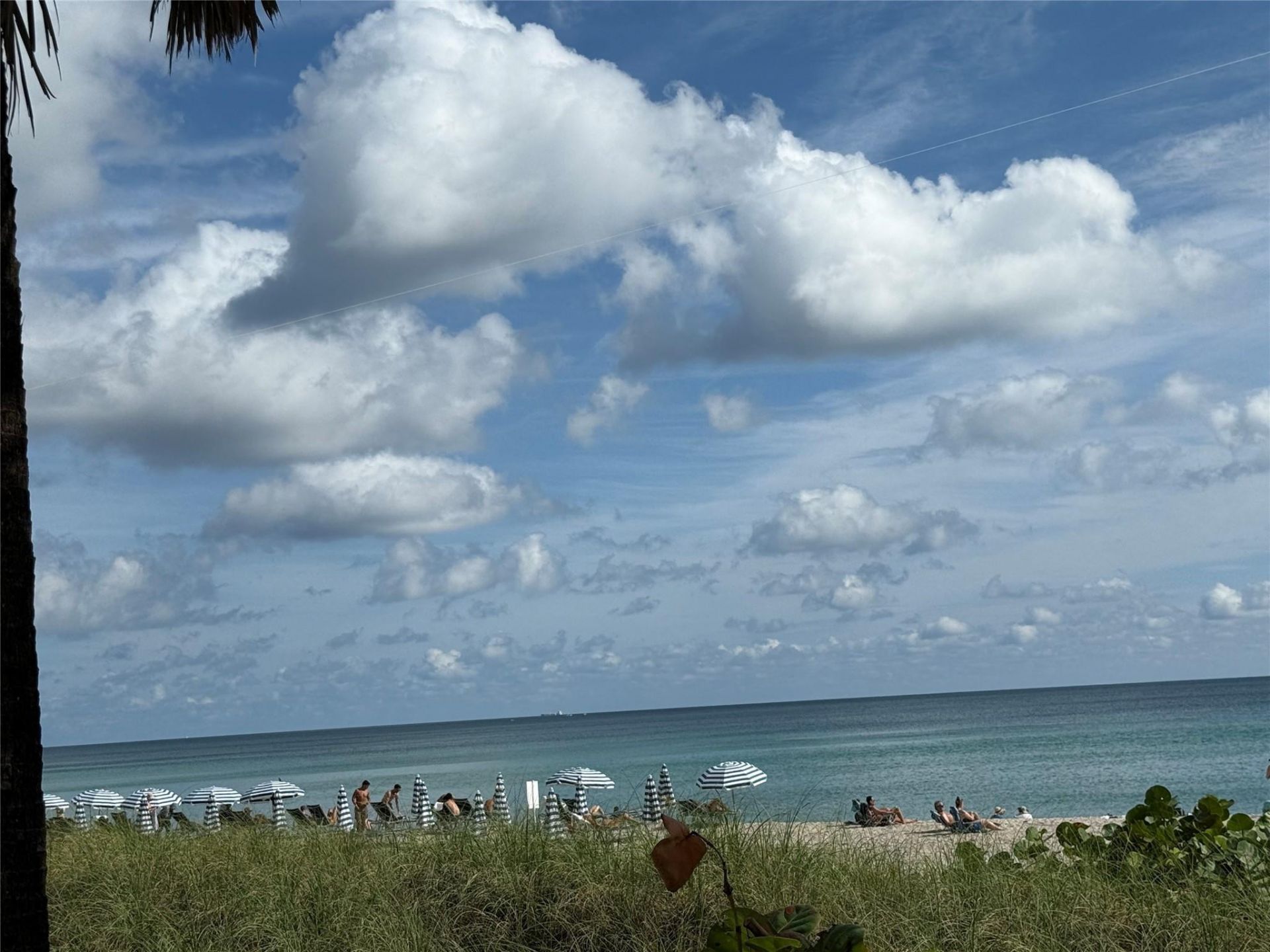 1833 S Ocean Drive, Unit 808, Hallandale Beach, FL 33009 Photo