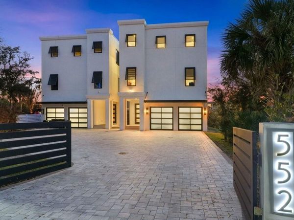 552 S PENINSULA AVENUE , NEW SMYRNA BEACH, FL 32169