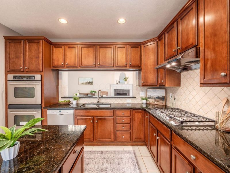 7043 Cunningham Drive, New Albany, OH 43054 Photo 22