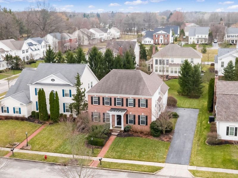 7043 Cunningham Drive, New Albany, OH 43054 Photo 4