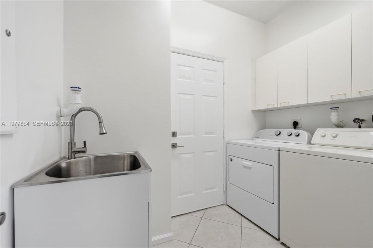 15675 SW 52nd Ct, Miramar, FL 33027 Photo