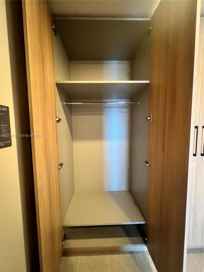 121 N 5th St , Unit 3400, Miami, FL 33132 Photo