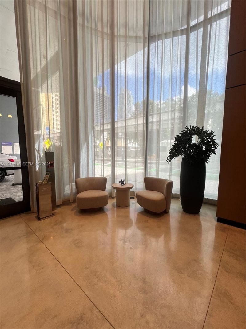 121 N 5th St , Unit 3400, Miami, FL 33132 Photo